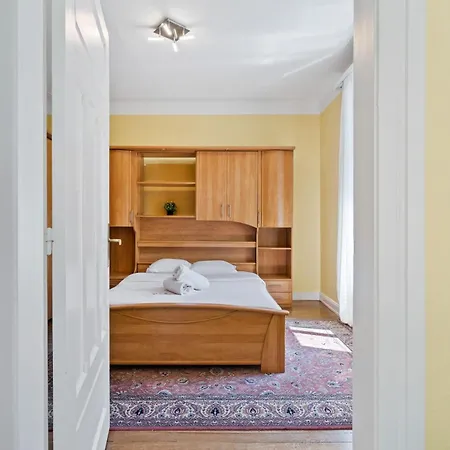 Cozy 3Br Townhome Walk To City Center & Park Free Luxembourg Exterior photo