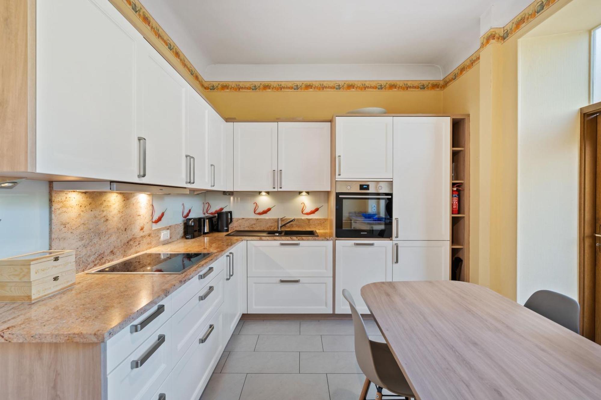 Cozy 3br Townhome Walk To Center & Park Free Casa vacanze Lussemburgo
