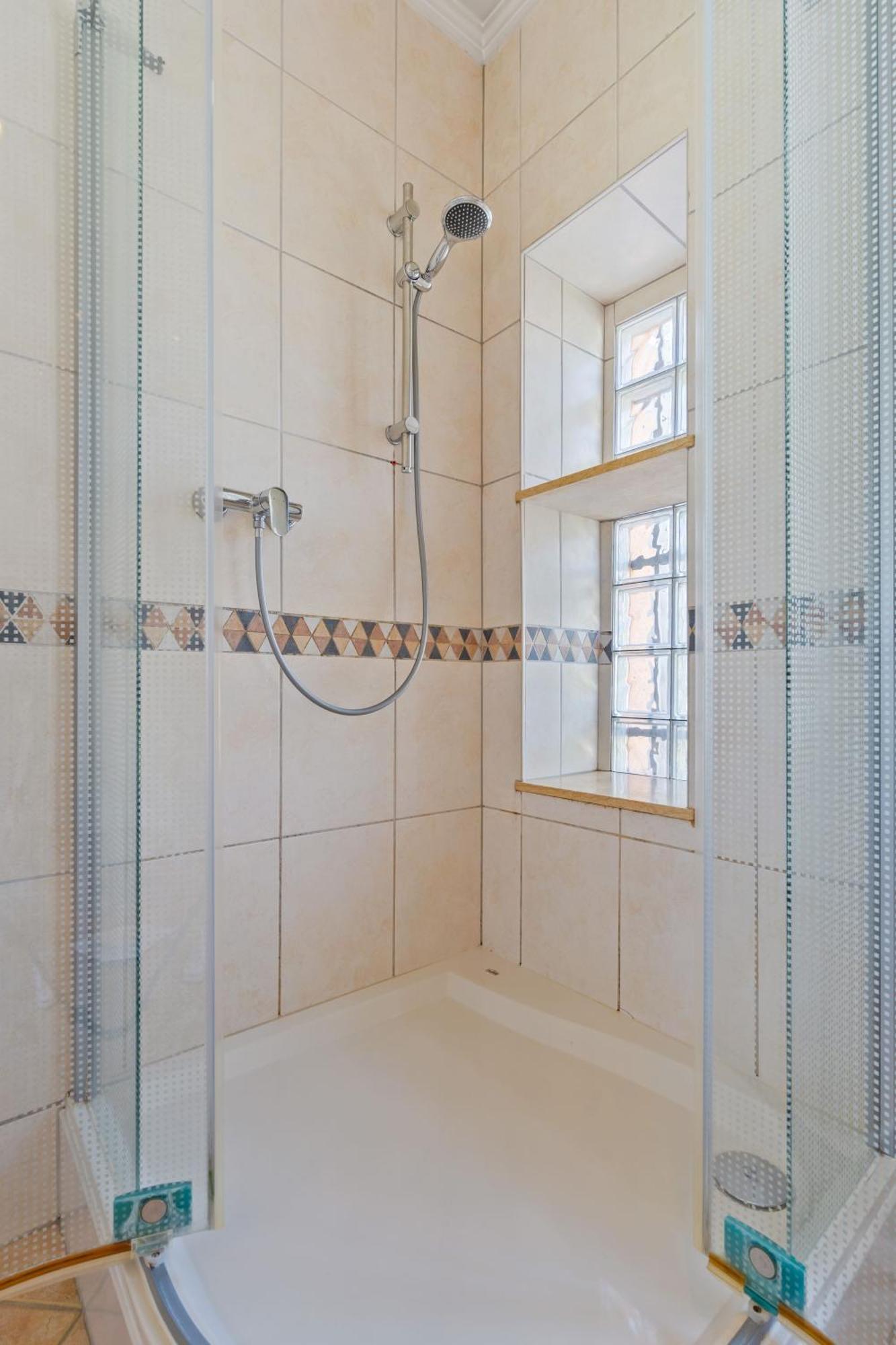 Cozy 3br Townhome Walk To Center & Park Free Casa vacanze Lussemburgo