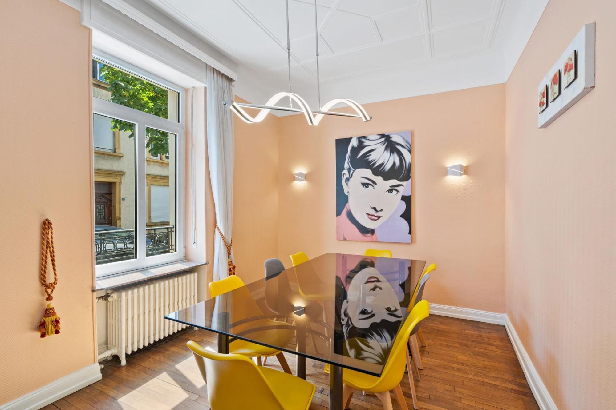 Cozy 3br Townhome Walk To Center & Park Free Casa vacanze Lussemburgo