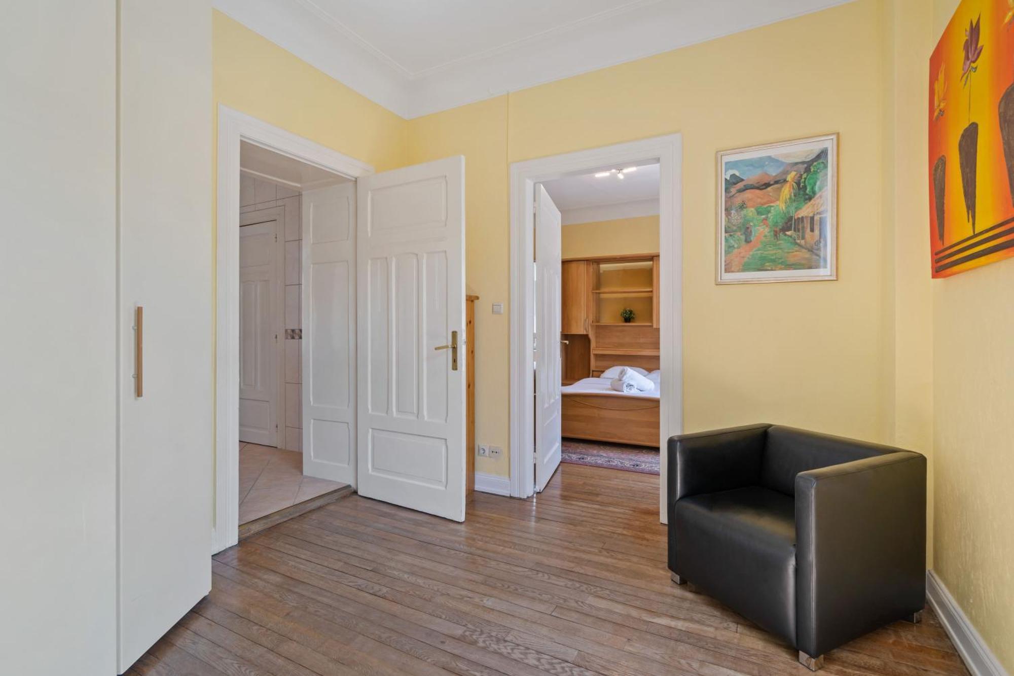Cozy 3br Townhome Walk To Center & Park Free Lussemburgo